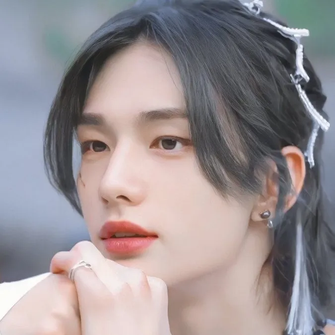 Hwang Hyunjin's deepbrain ai-inspired avatar with smart virtual companion features