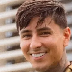Erick Pulgar: Chat with our AI box, ready for chatbot online free and ask ai anything you want.	