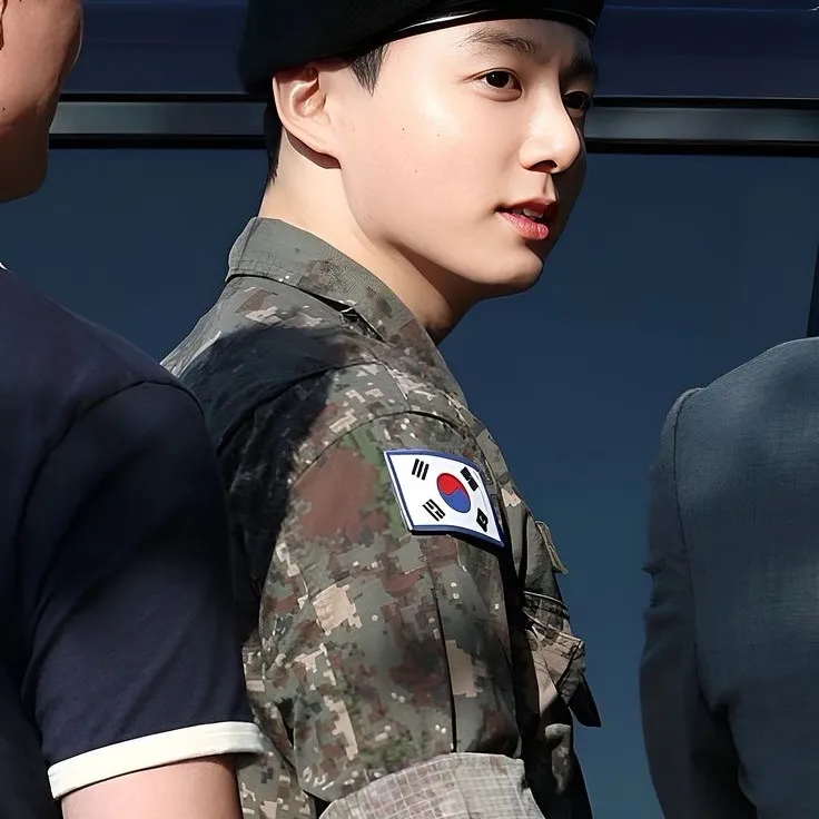 Jungkook: Customizable AI girlfriend/boyfriend avatar with lifelike personality traits