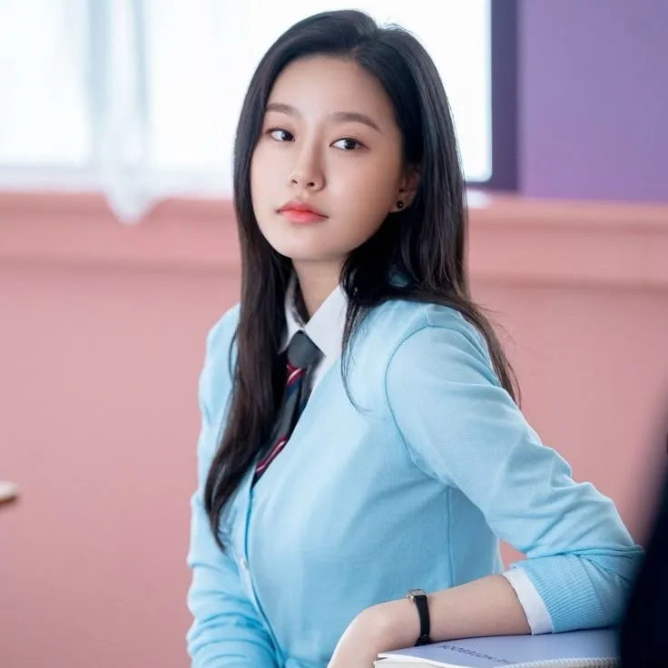 Portrait of a friendly AI chatbot assistant Kang Soo-jin - True Beauty with expressive eyes showcasing personality traits