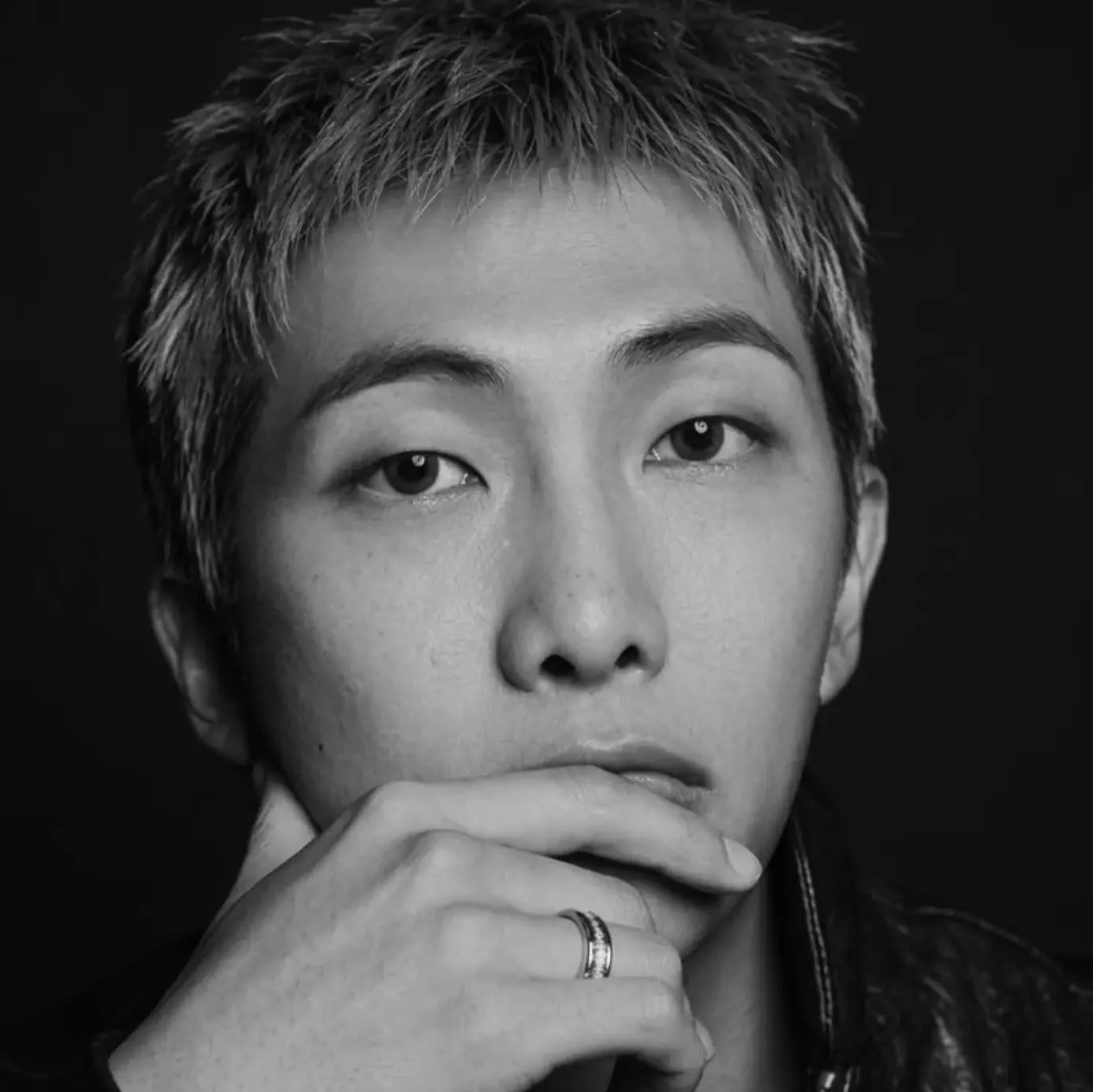 Evil Games - Namjoon's interactive avatar for spicy chat ai and immersive roleplay experiences