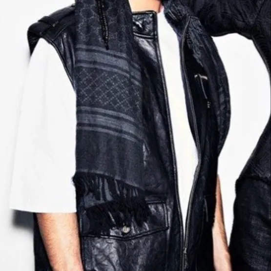 Tom Kaulitz: Fantasy-themed AI roleplay character art for immersive storytelling