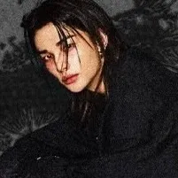 Hyunjin gave up: Emotionally intelligent AI companion portrait for deep conversations	