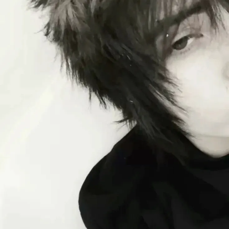 AI character Alex's avatar for roleplay and 1v1 chat services