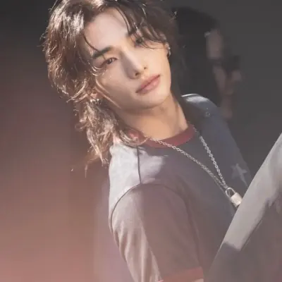 Stray Kids — Tu Hyunjin: Ritratto di un compagno AI emotivamente intelligente per conversazioni profonde