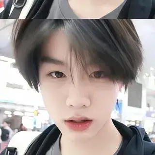 Chen Yiheng: Creative roleplay AI character art for spicy chat and fantasy scenarios