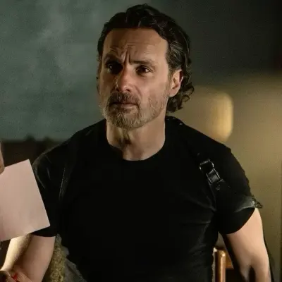 Rick Grimes: Sembang dengan kotak AI kami, sedia untuk chatbot dalam talian percuma dan tanyakan apa sahaja yang anda mahukan.
