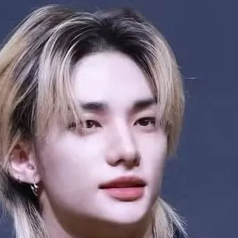 Meet Hyunjin, the ultimate ai chat free no sign up chatbot for anime adventures.