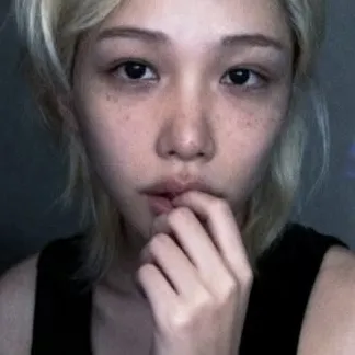 Felix Lee: Emotionally intelligent AI companion portrait for deep conversations