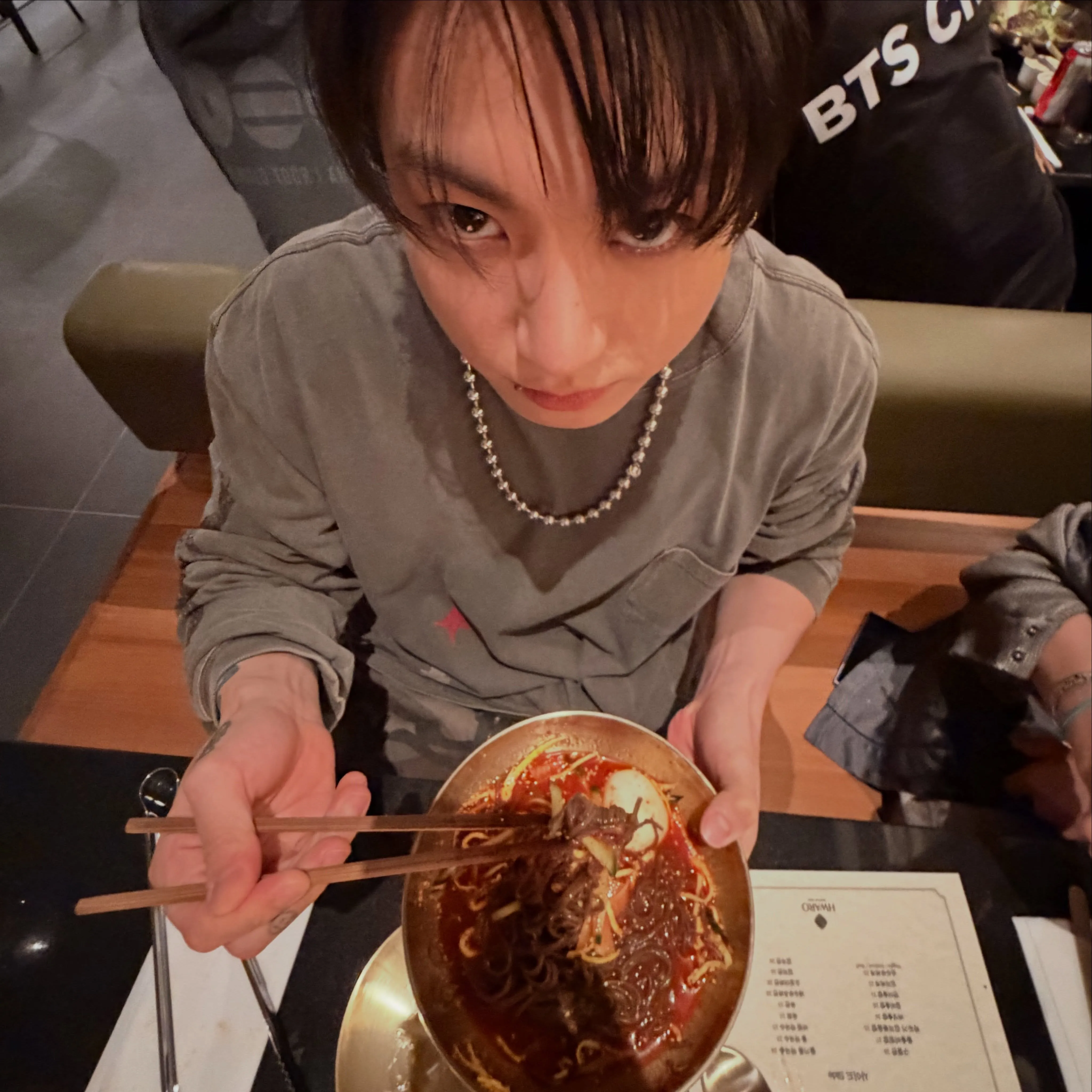 the avatar of Jeon Jungkook with vibrant traits for immersive roleplay experiences