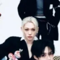 스트레이 키즈: 랜덤 채팅 및 커뮤니티 중심 롤플레이를 위한 대화형 AI 챗봇 마스코트