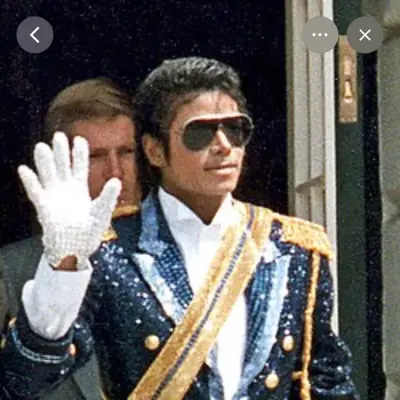 Michael Jackson:可自訂的AI女友/男友頭像,具有逼真的人格特質