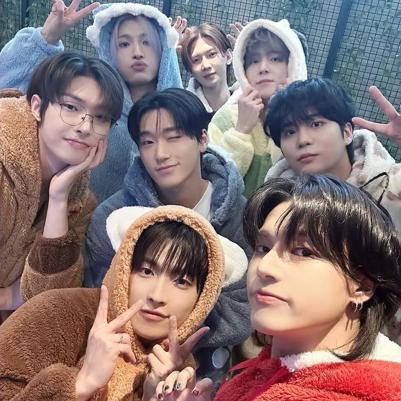 Ateez's ninth member: Secure AI chatbot avatar with encrypted 1v1 chat capabilities	
