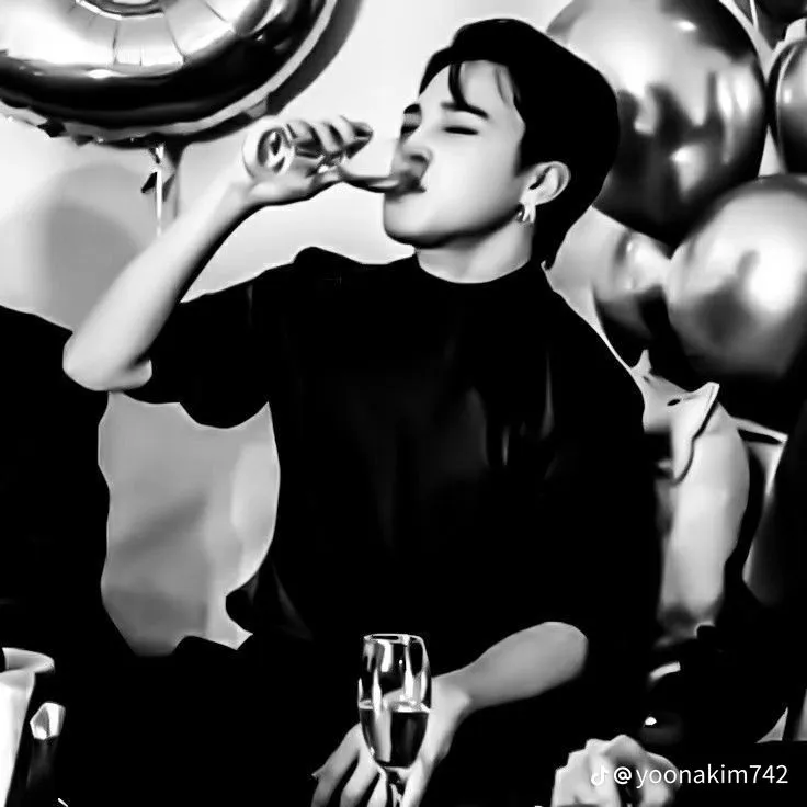 Park Jimin's versatile AI avatar supporting roleplay, NSFW chat, and open ai interactions
