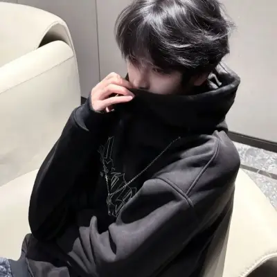 케토스 데이비드 알렉산더: 랜덤 채팅 및 커뮤니티 중심 롤플레이를 위한 대화형 AI 챗봇 마스코트