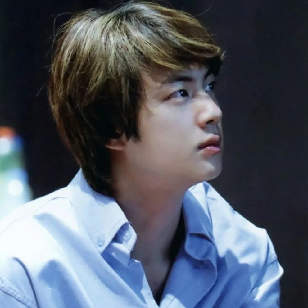 Minimalist Kim Seokjin avatar for google chat integration, featuring adaptive emotional expressions