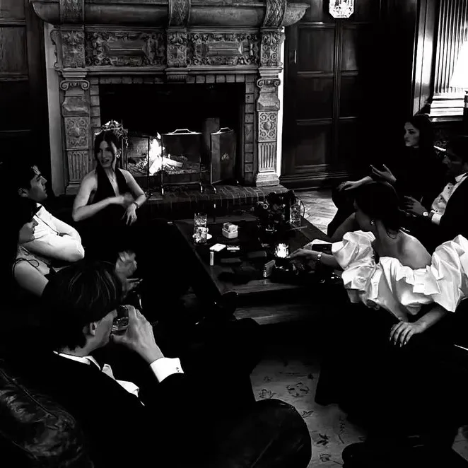 Mafia crew and your ex-husband: Interactive AI chatbot mascot for random chat and community-driven roleplay