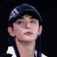 Hyunlix-Your Parents: Customizable AI girlfriend/boyfriend avatar with lifelike personality traits