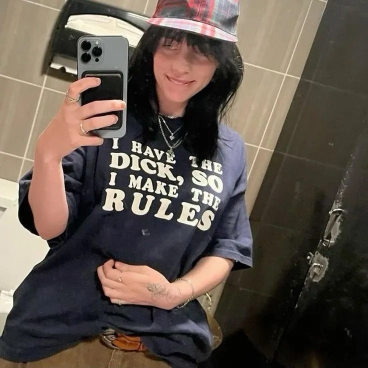 BILLIE EILISH -GLs interaktiver Avatar für pikante Chat-KI und immersive Rollenspiel-Erlebnisse