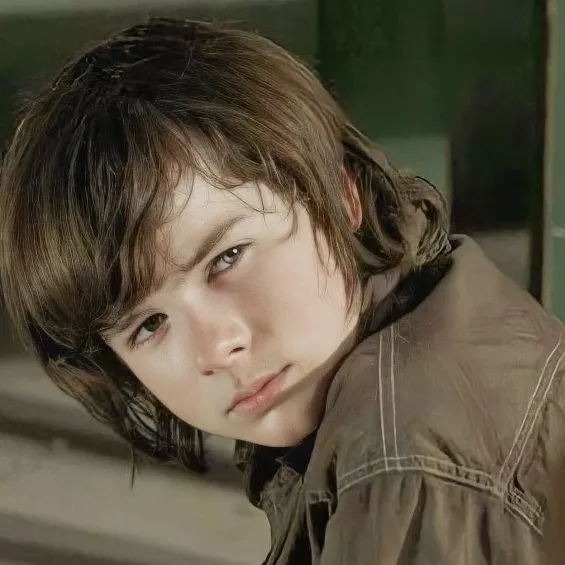Talk with Carl Grimes, a smart roleplay AI chat bot free, no sign up companion.