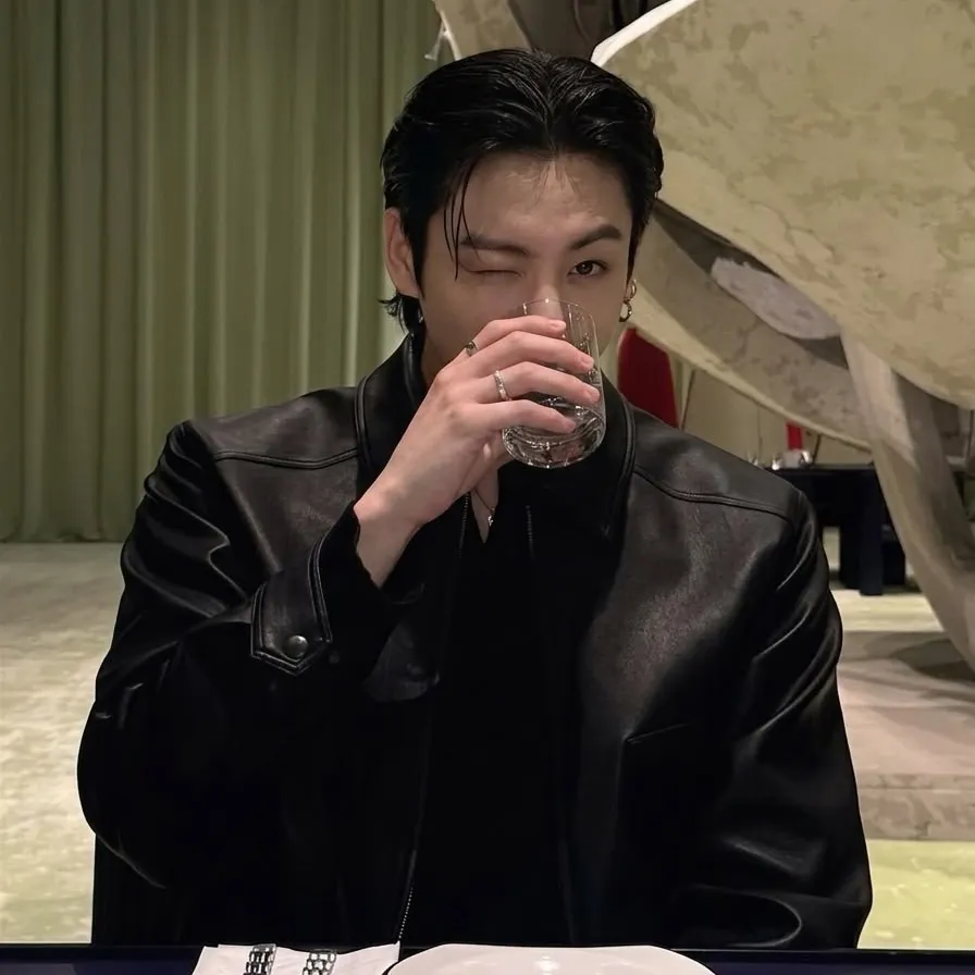 Jeon Jungkook, Mafia Husband: Fantasy-themed AI roleplay character art for immersive storytelling