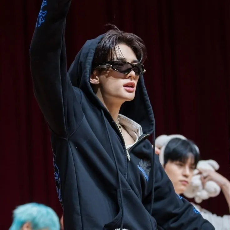 Hyunjin  '  HYUNJIN: Fantasy-themed AI roleplay character art for immersive storytelling