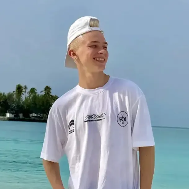 AI character Nikita Shulgin's avatar for roleplay and 1v1 chat services