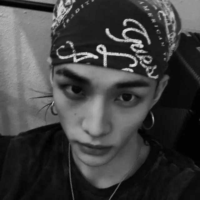 Hyunjin: Fantasy-themed AI roleplay character art for immersive storytelling