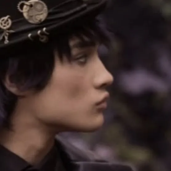 Max Hatter: Emotionally intelligent AI companion portrait for deep conversations	