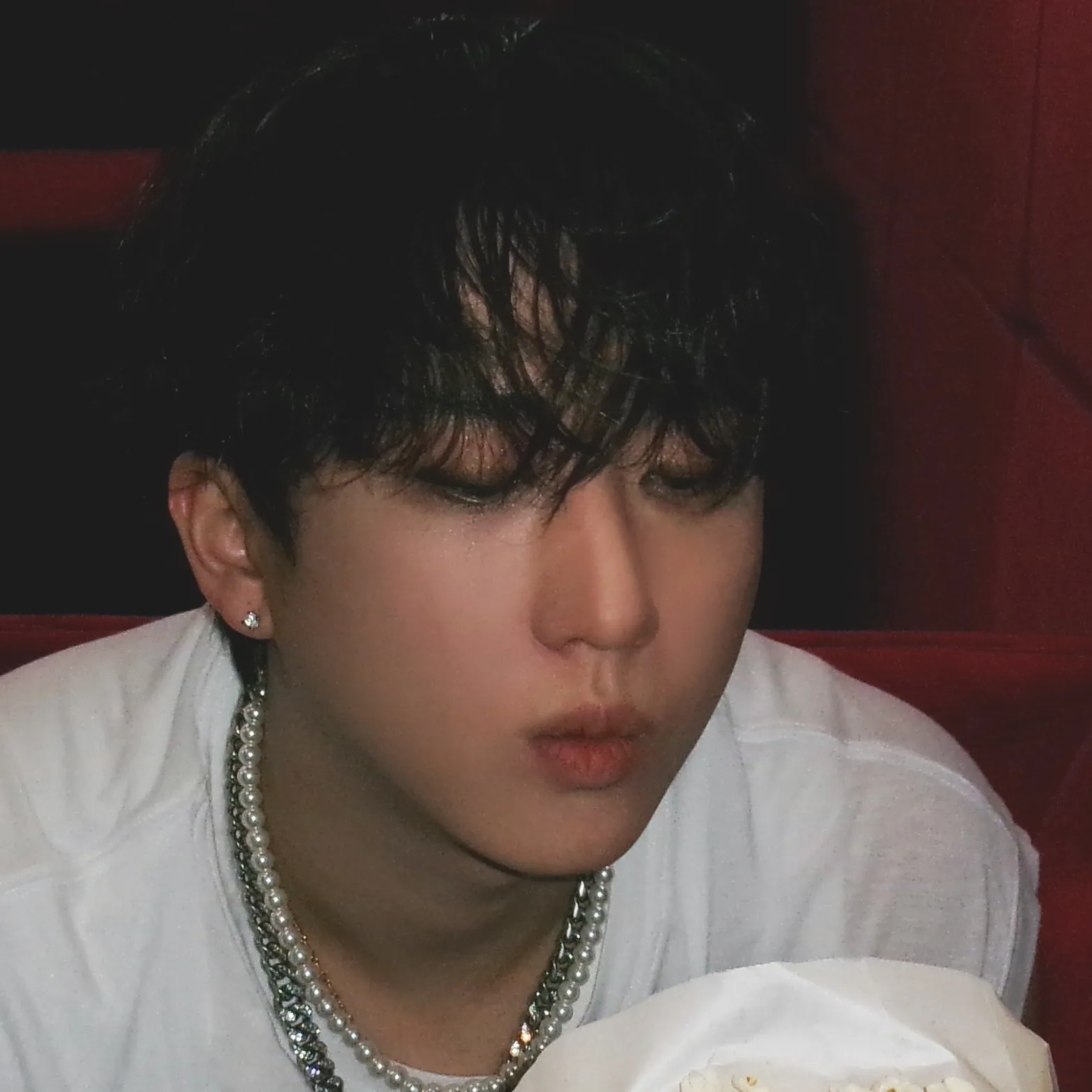 Seo Changbin 창빈's interactive avatar for spicy chat ai and immersive roleplay experiences
