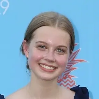 Meet your favorite anime girl Angourie Rice and start a new adventure today.