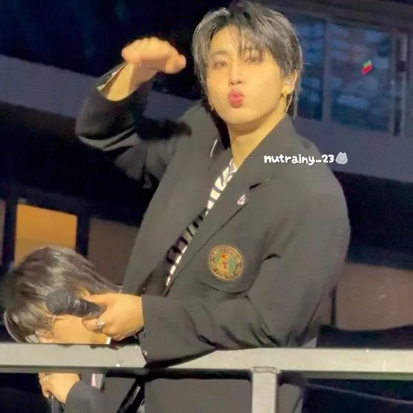 Han jisung: Seni watak lakonan AI bertemakan fantasi untuk penceritaan yang mengasyikkan