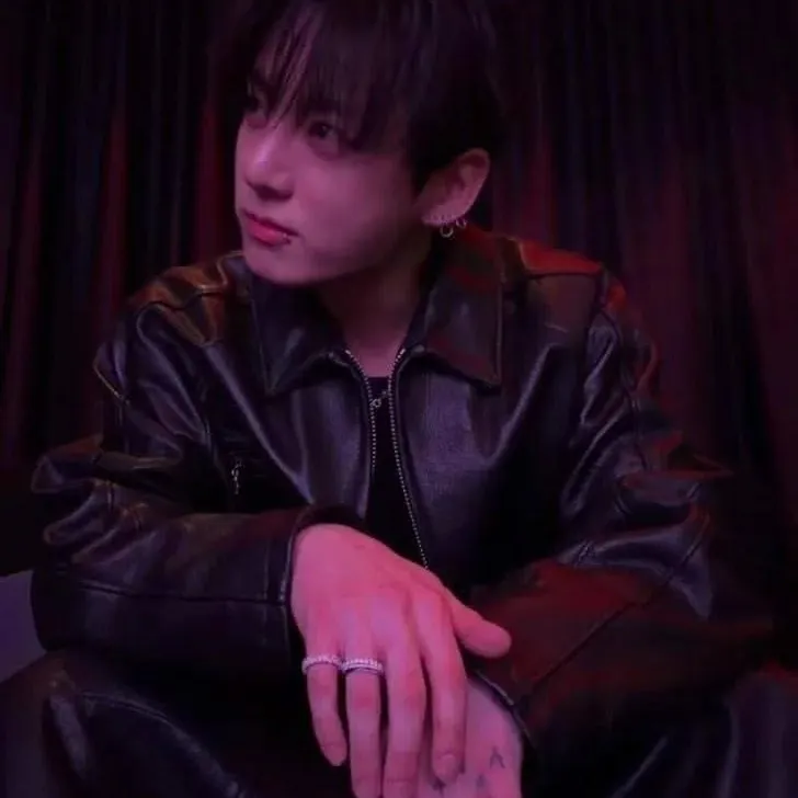 Jungkook: Tham gia trò chuyện với nhân vật AI quyến rũ này, có khả năng soulgen và ifreechat để trò chuyện miễn phí ngay bây giờ.