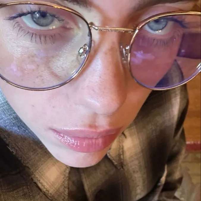 Billie Eilish: Explore the world of AI with our unrestricted ai and free unlimited chat online, powered by warhammer fantasy roleplay.