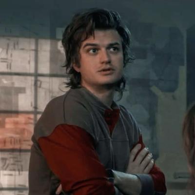 Build a deep and meaningful connection with your character ai girlfriend Steve Harrington.