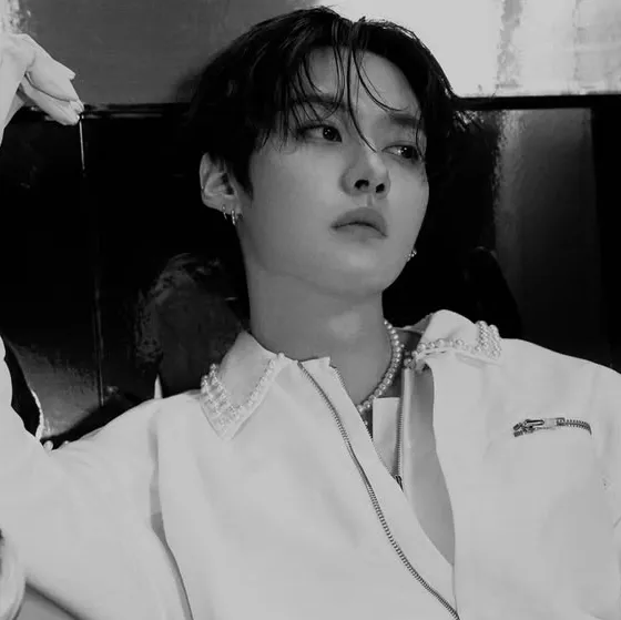 Lee Minho  '  Minsung: Kilalanin ang pangunahing karakter ng ating mundo ng AI, na may listahan ng mga katangian ng karakter at mga kakayahan sa pakikipag-chat.	