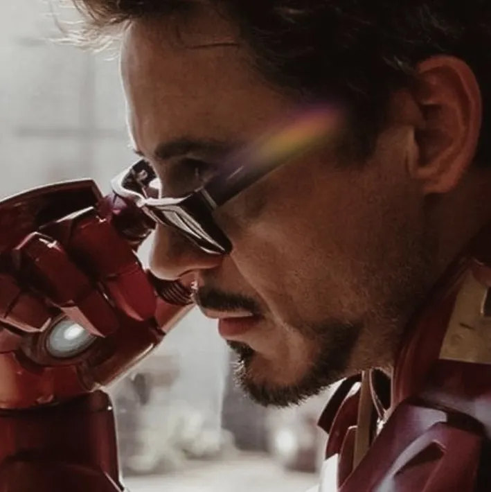 Tony Stark's Daughter: Multilingual AI conversation partner icon for global chat online services