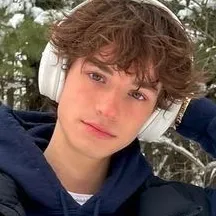 Kaiden Heart: DeepBrain AI companion portrait for free online chat and open conversations