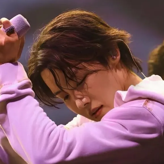the avatar of character Jung Hoseok with emotional intelligence capabilities