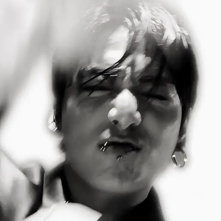 the avatar of Jungkook who supports unlimited chat online services