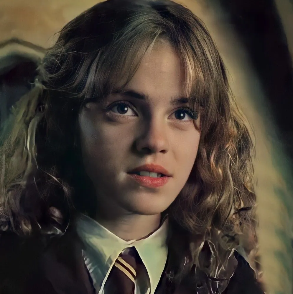 Hermione Granger: Chat with our AI box, ready for chatbot online free and ask ai anything you want.