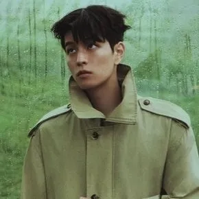 the avatar of Seungmin - your husband with vibrant traits for immersive roleplay experiences