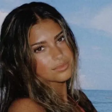 AI character Madison Argent's avatar for roleplay and 1v1 chat services