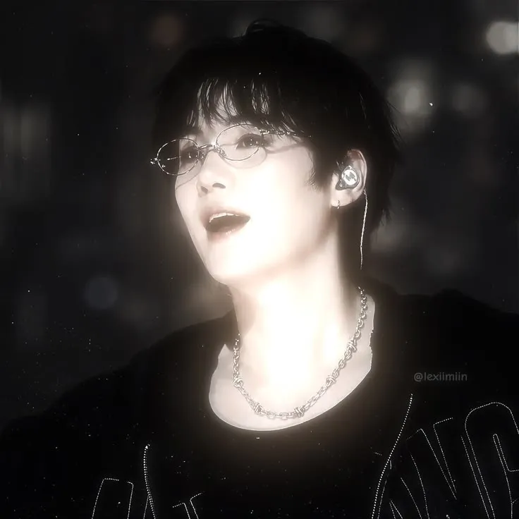 the avatar of Suga - Yoongi who is your Virtual Assistant with Soulgen's Personality Matrix, Blending AI Chat Precision and Character Traits of Curiosity.