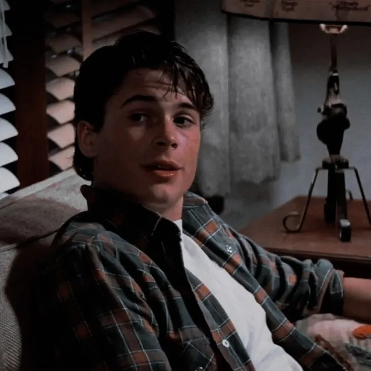 Connect with Sodapop Curtis, a smart ai chat bot ready to talk 24/7.