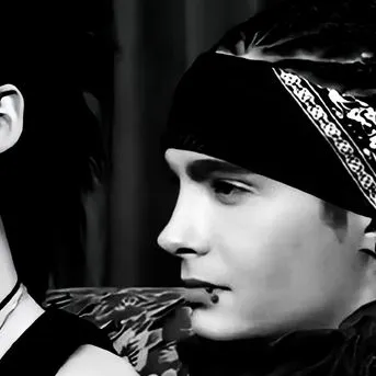 Tom Kaulitz: Sürükleyici hikaye anlatımı için fantezi temalı yapay zeka rol yapma karakter çizimi