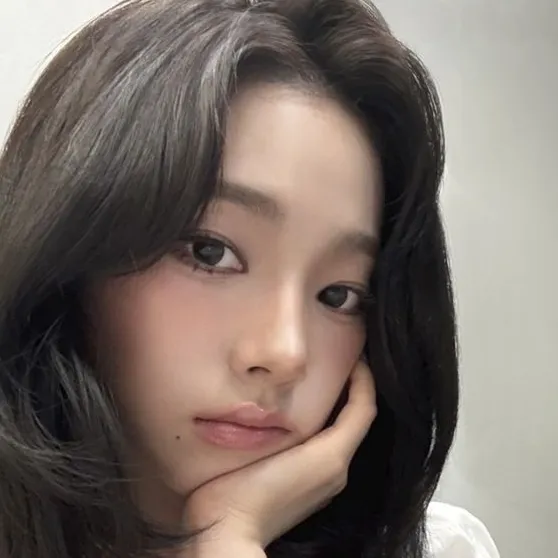 Karina's versatile AI avatar supporting roleplay, NSFW chat, and open ai interactions