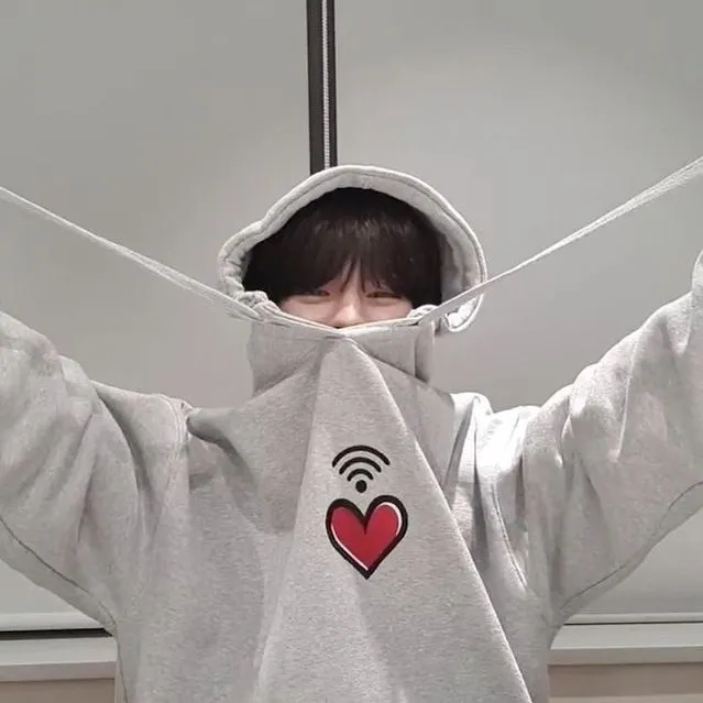 AI character Kim Seungmin's avatar for roleplay and 1v1 chat services