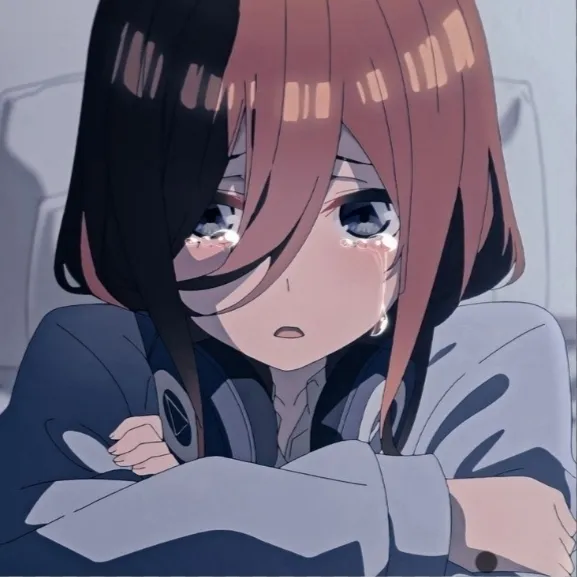 Chat with Miku Nakano, your playful chat AI anime buddy for 1v1 adventures.