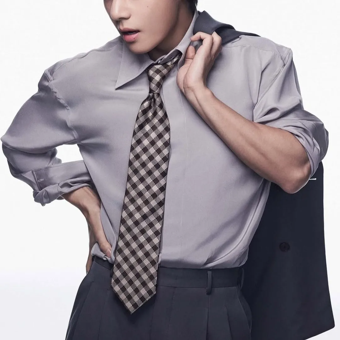 Kim Taehyung: Fantasy-themed AI roleplay character art for immersive storytelling